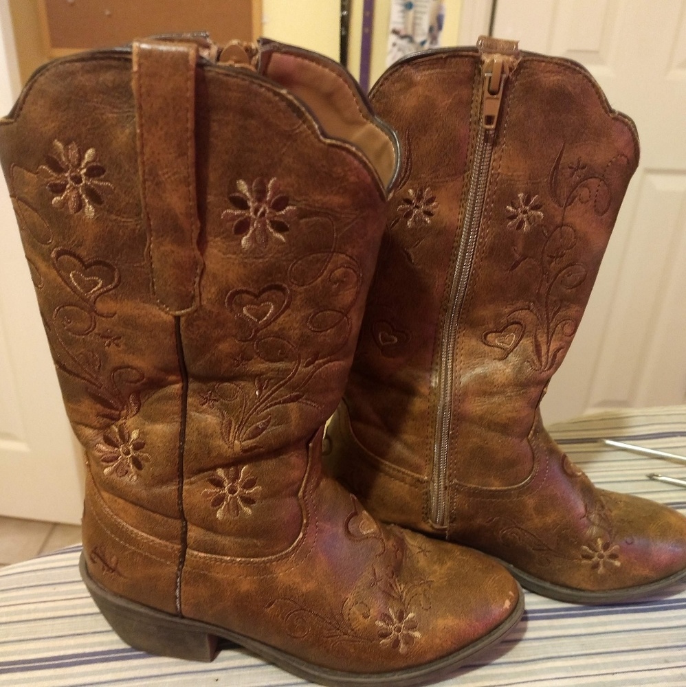 Girls cowgirl boots